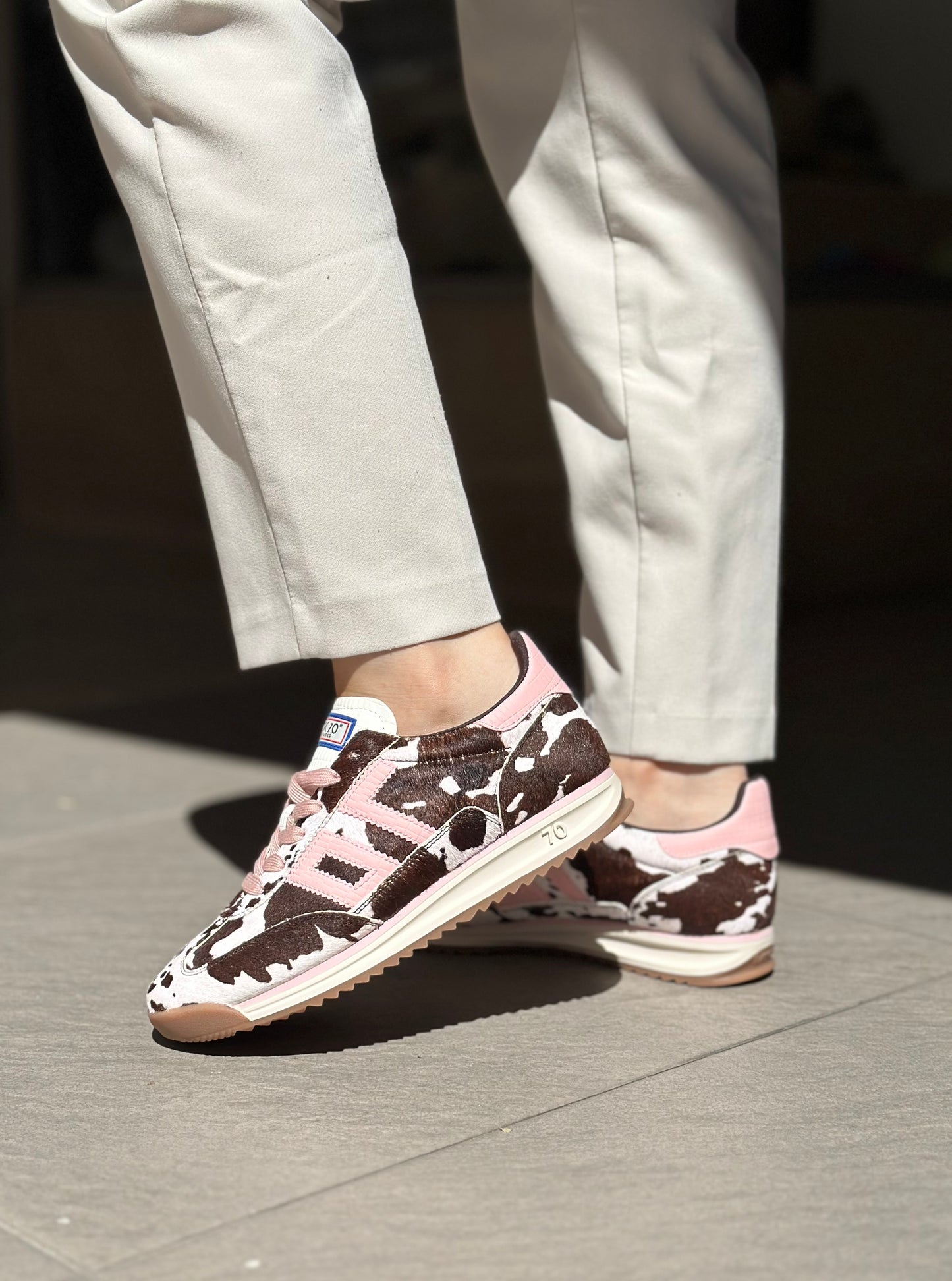 Baskets BACK70 JOGGER vache et rose Femme