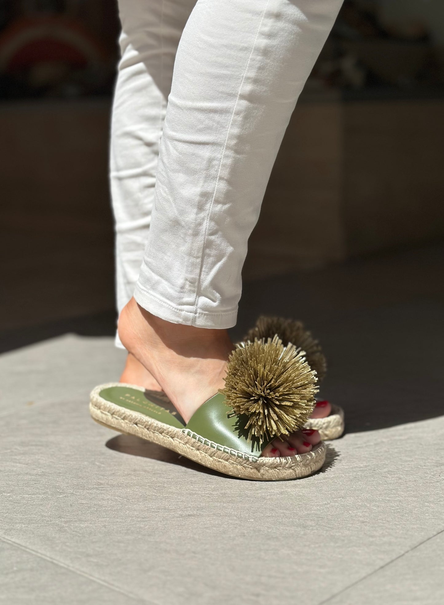 Nu-pieds pompon PALOMITAS by PALOMA BARCELO kaki femme