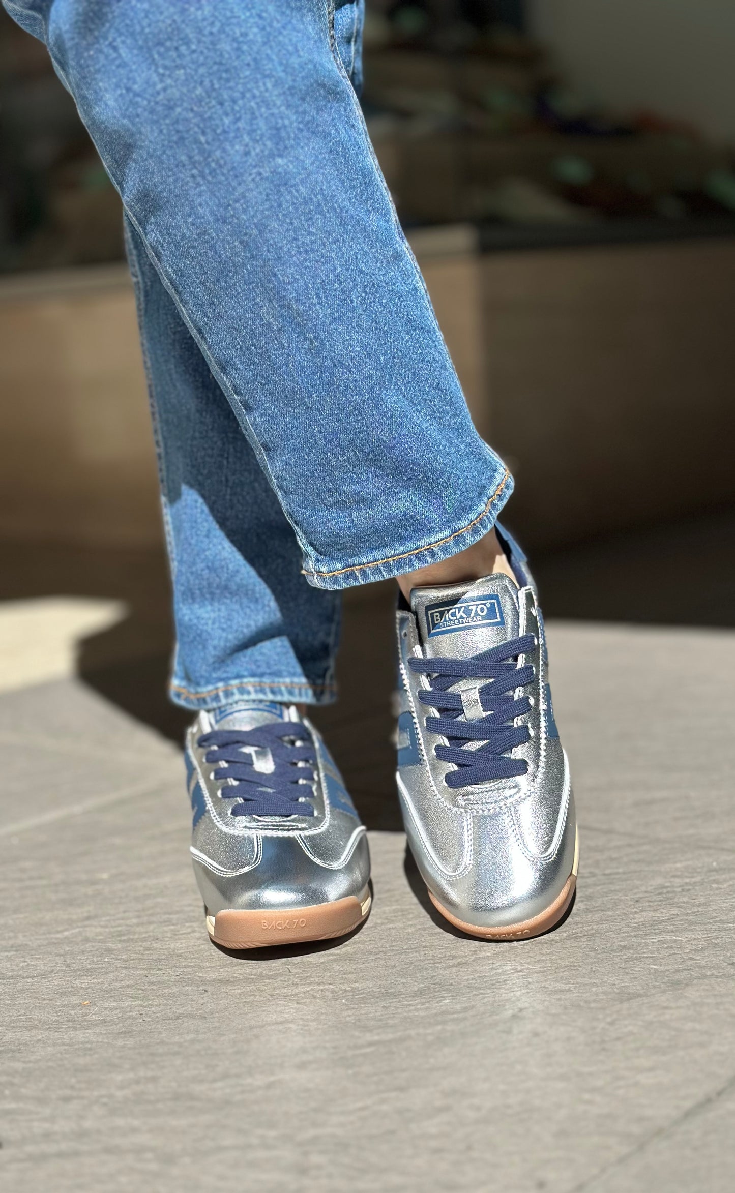 Baskets BACK70 JOGGER Argenté et bleu marine femme