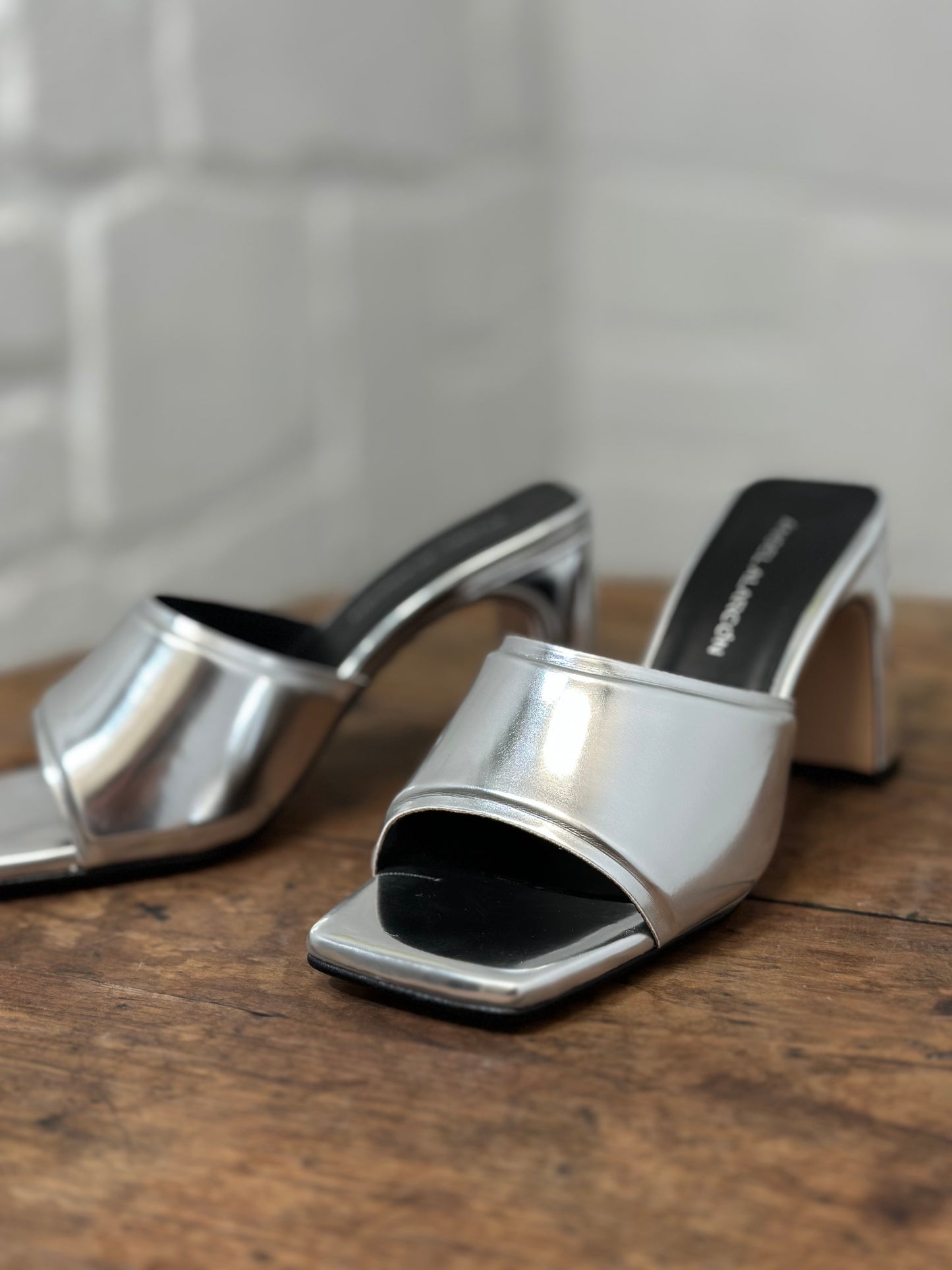 Mules à talons Angel Alarcon argentés femme