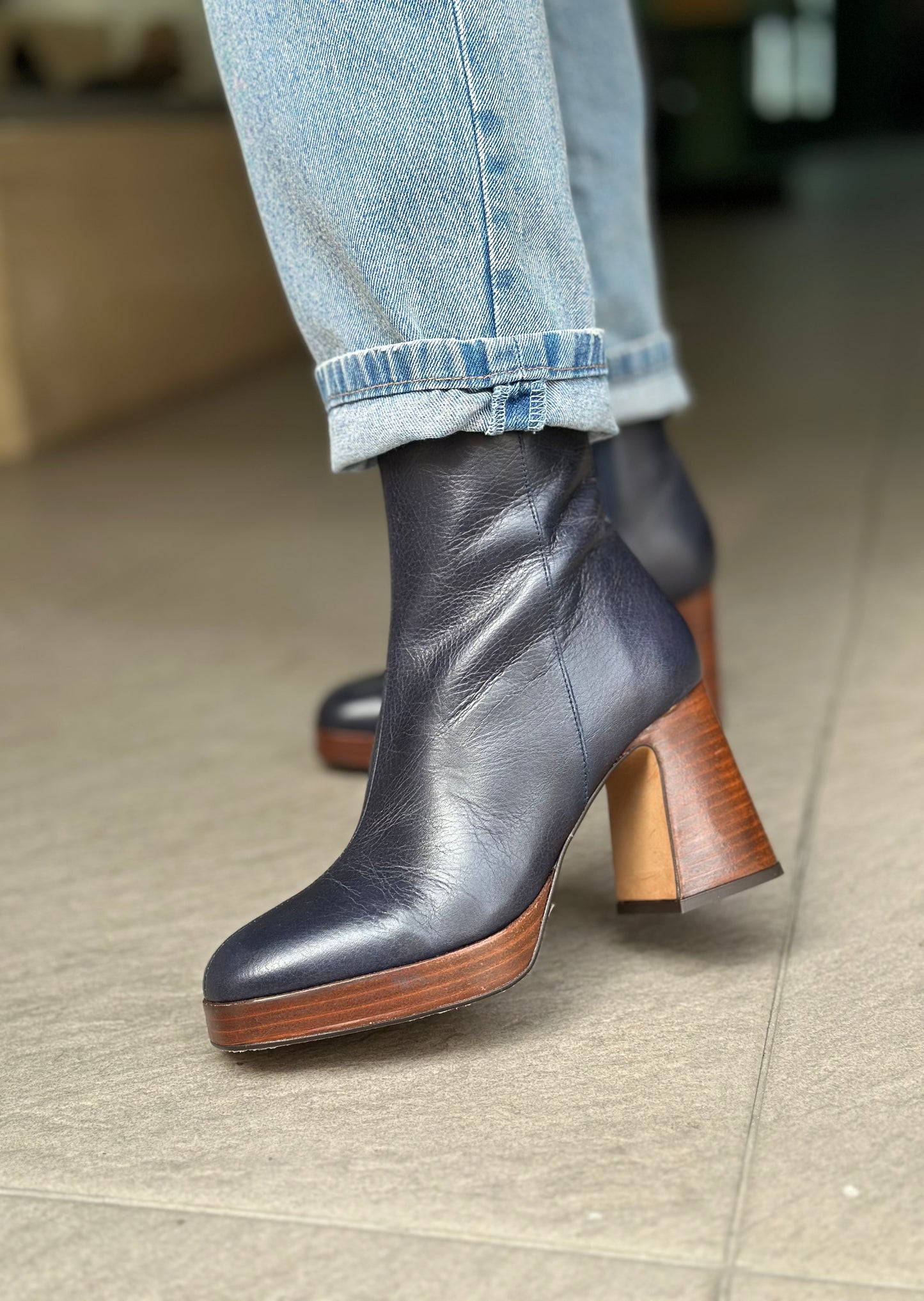 Bottines ANGEL ALARCON 25583-566B BLEU MARINE femme