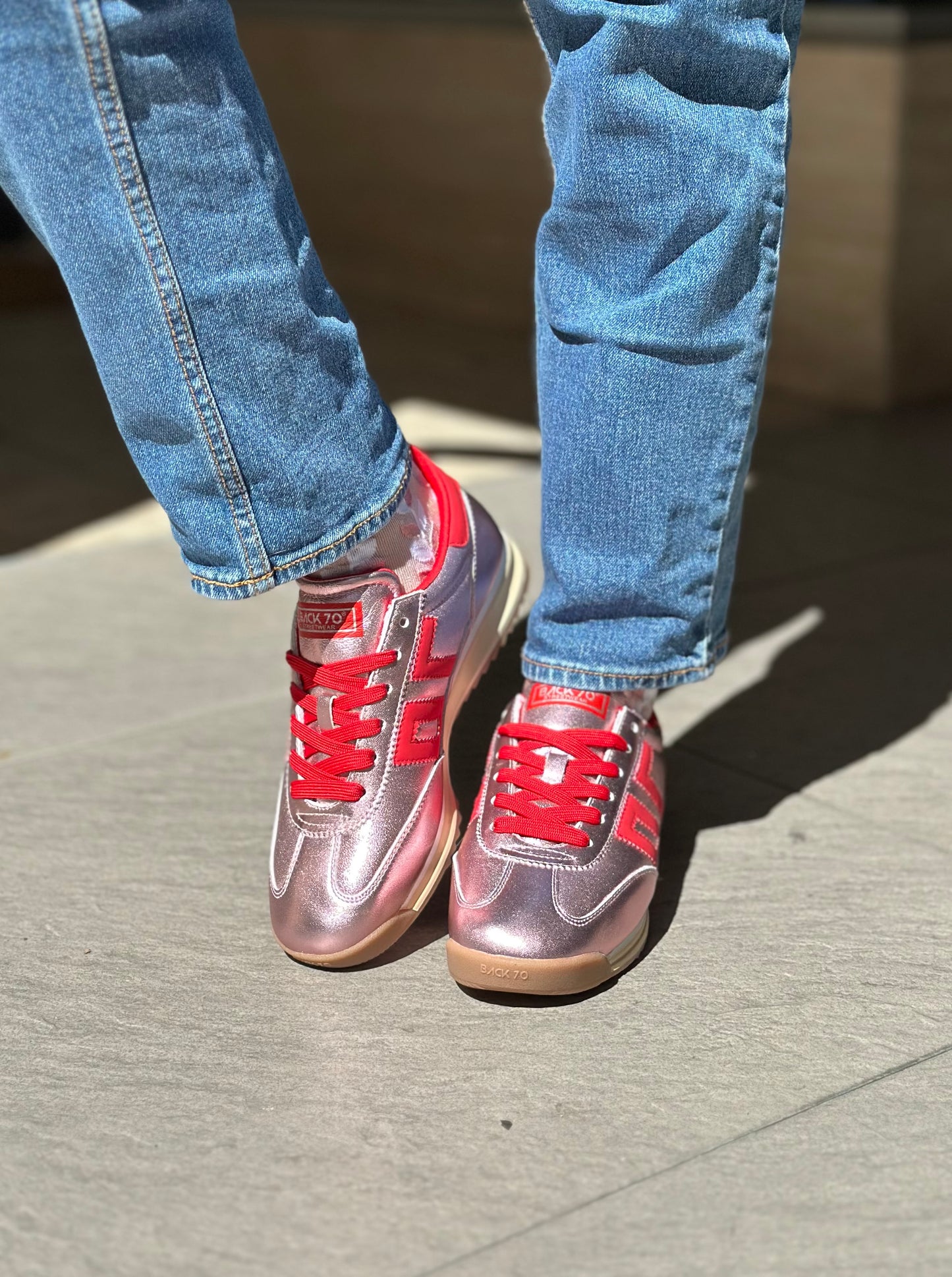 Baskets BACK70 JOGGER rose métallisé et rouge femme
