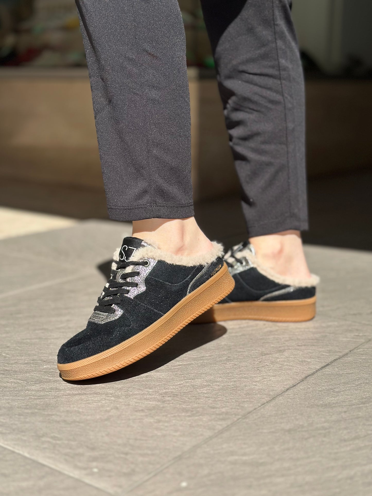 Baskets mules SJ FEMME Noir et doré