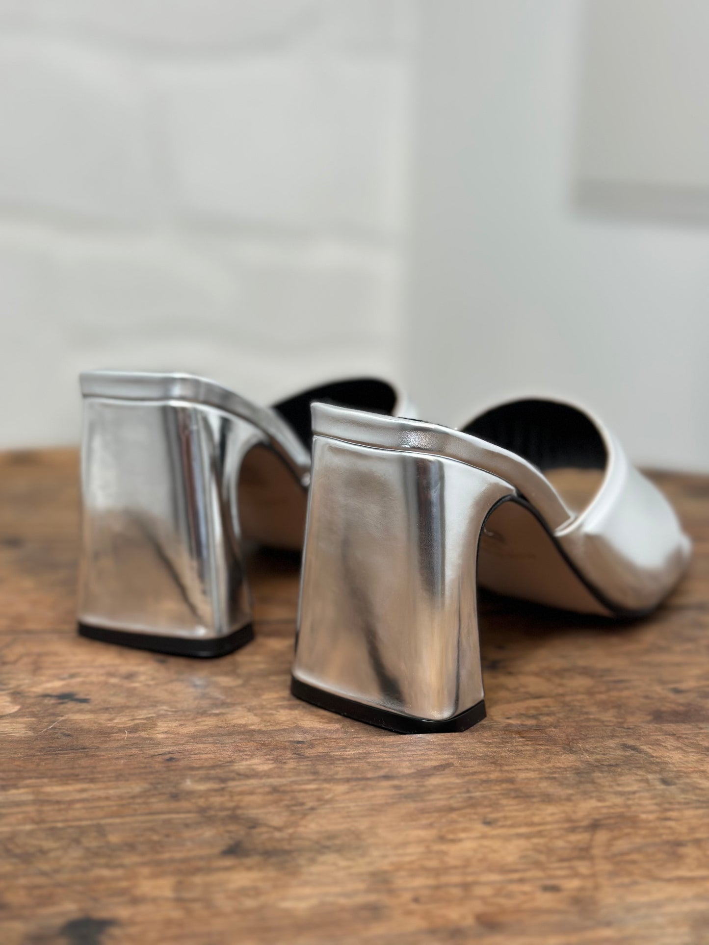 Mules à talons Angel Alarcon argentés femme