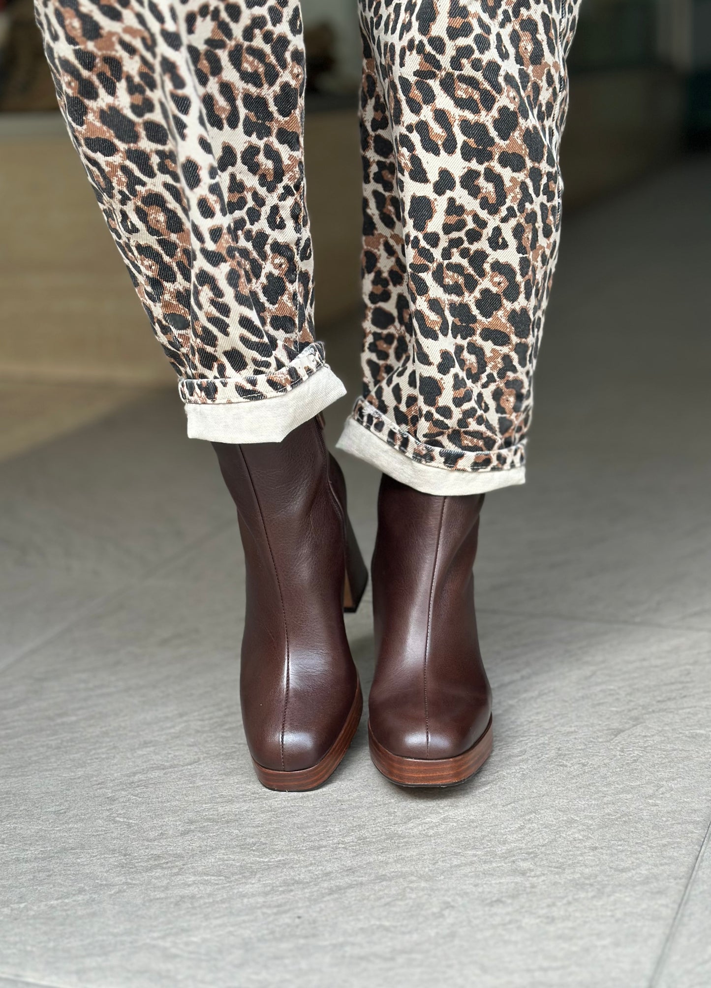 Bottines ANGEL ALARCON 25583-566B MARRON femme