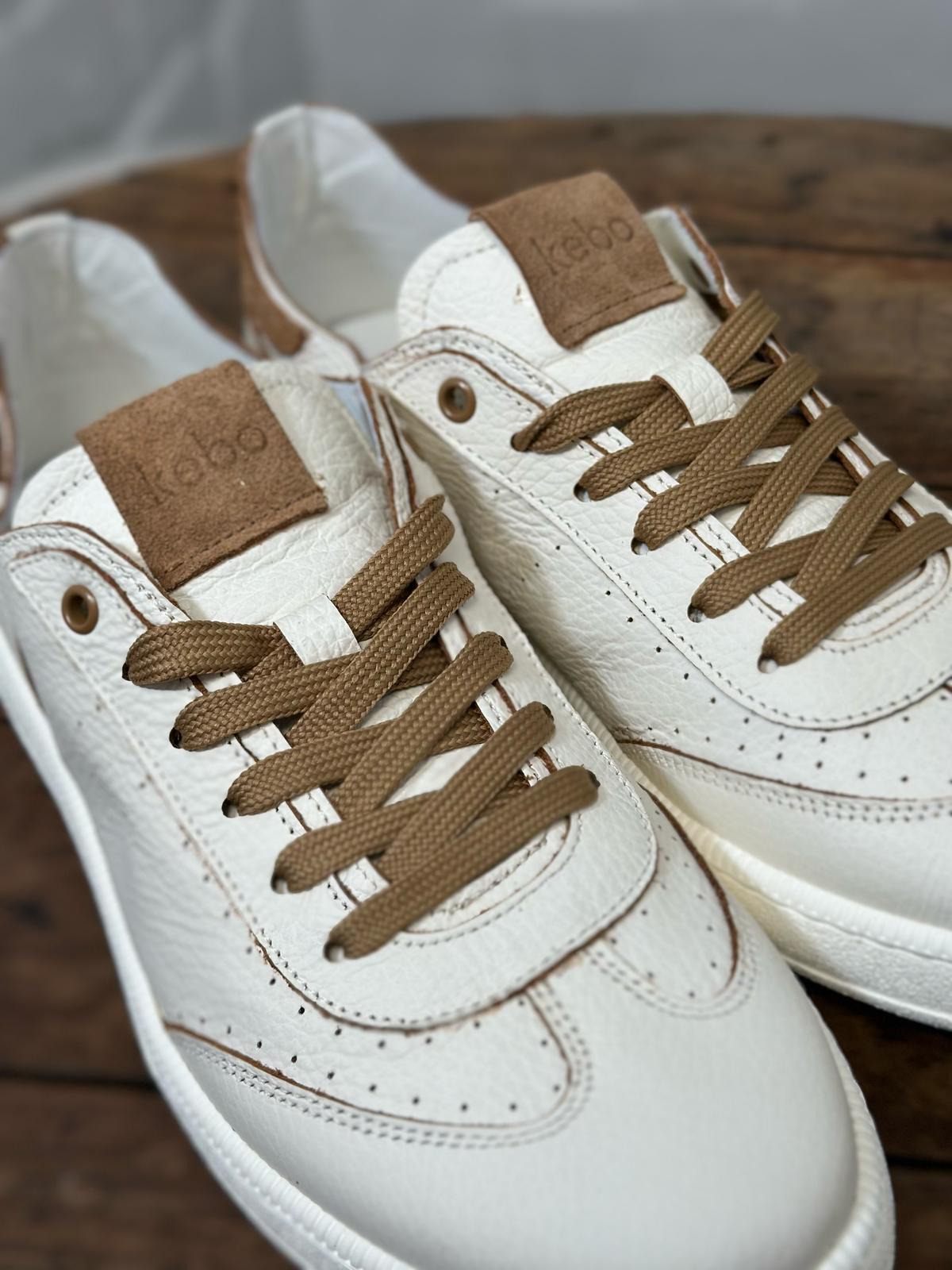 Baskets KEBO Blanc cassé et camel homme