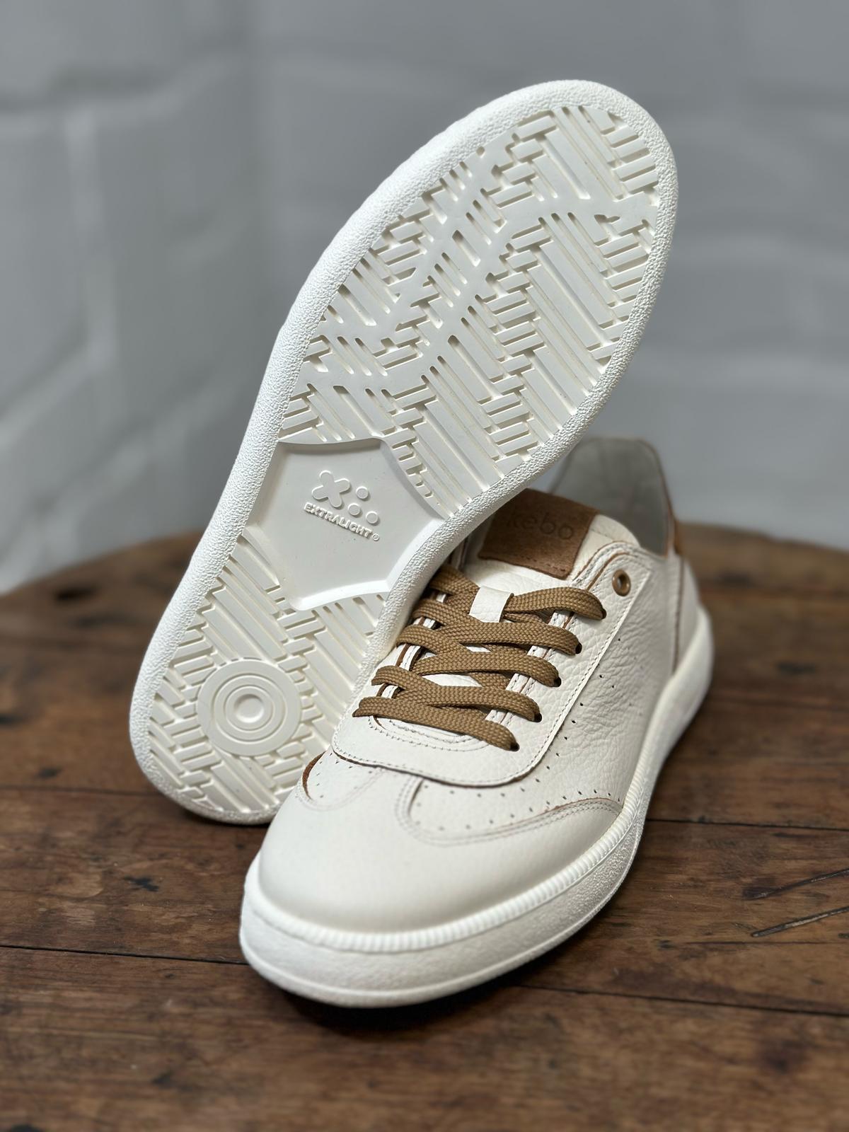 Baskets KEBO Blanc cassé et camel homme
