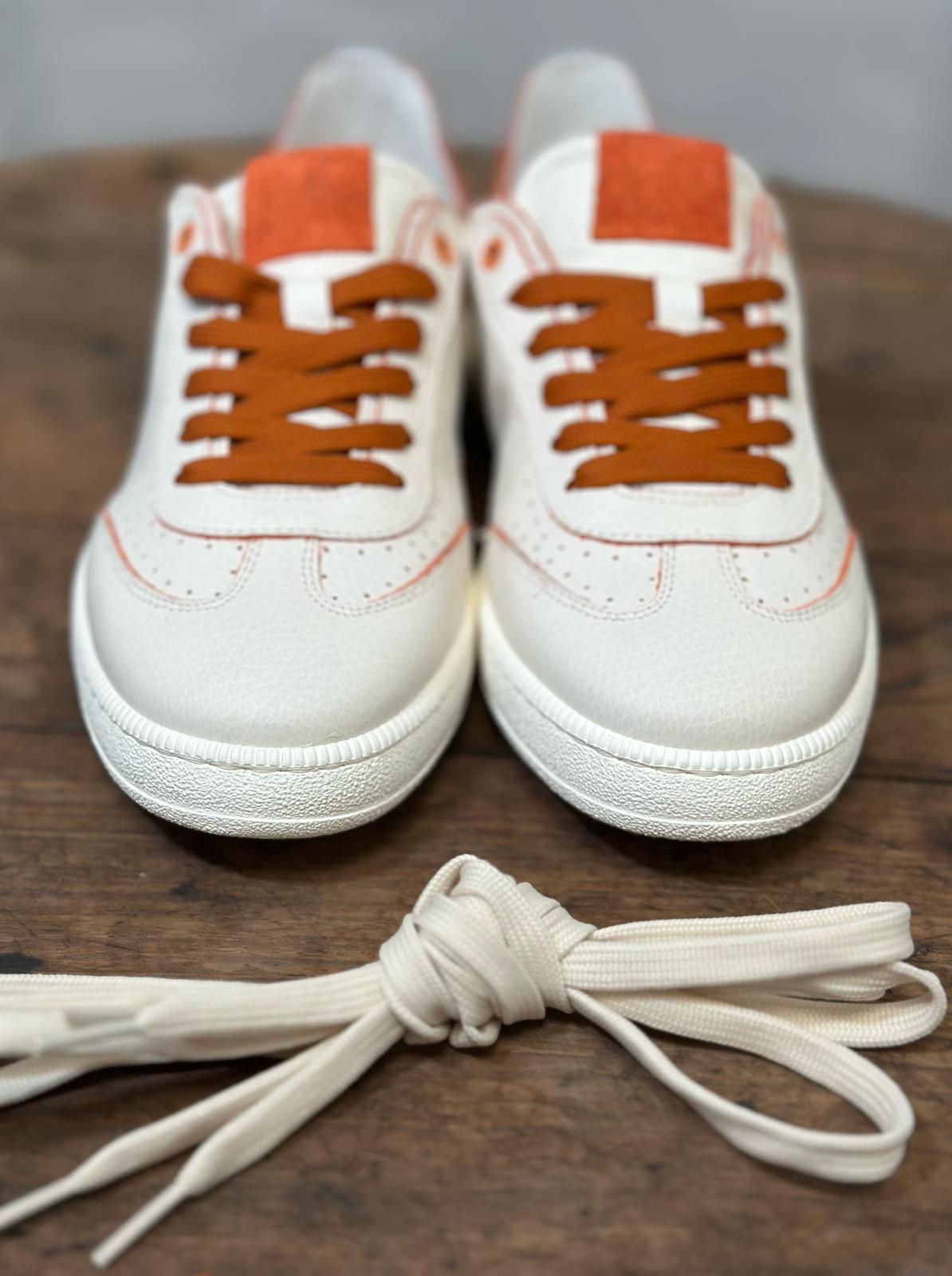 Baskets KEBO Blanc cassé et orange homme
