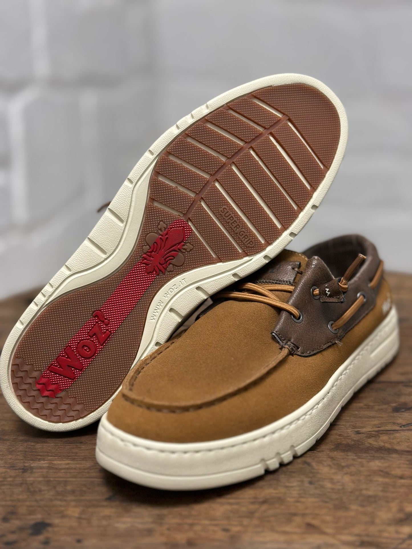 Chaussures bateau WOZ Camel et marron homme