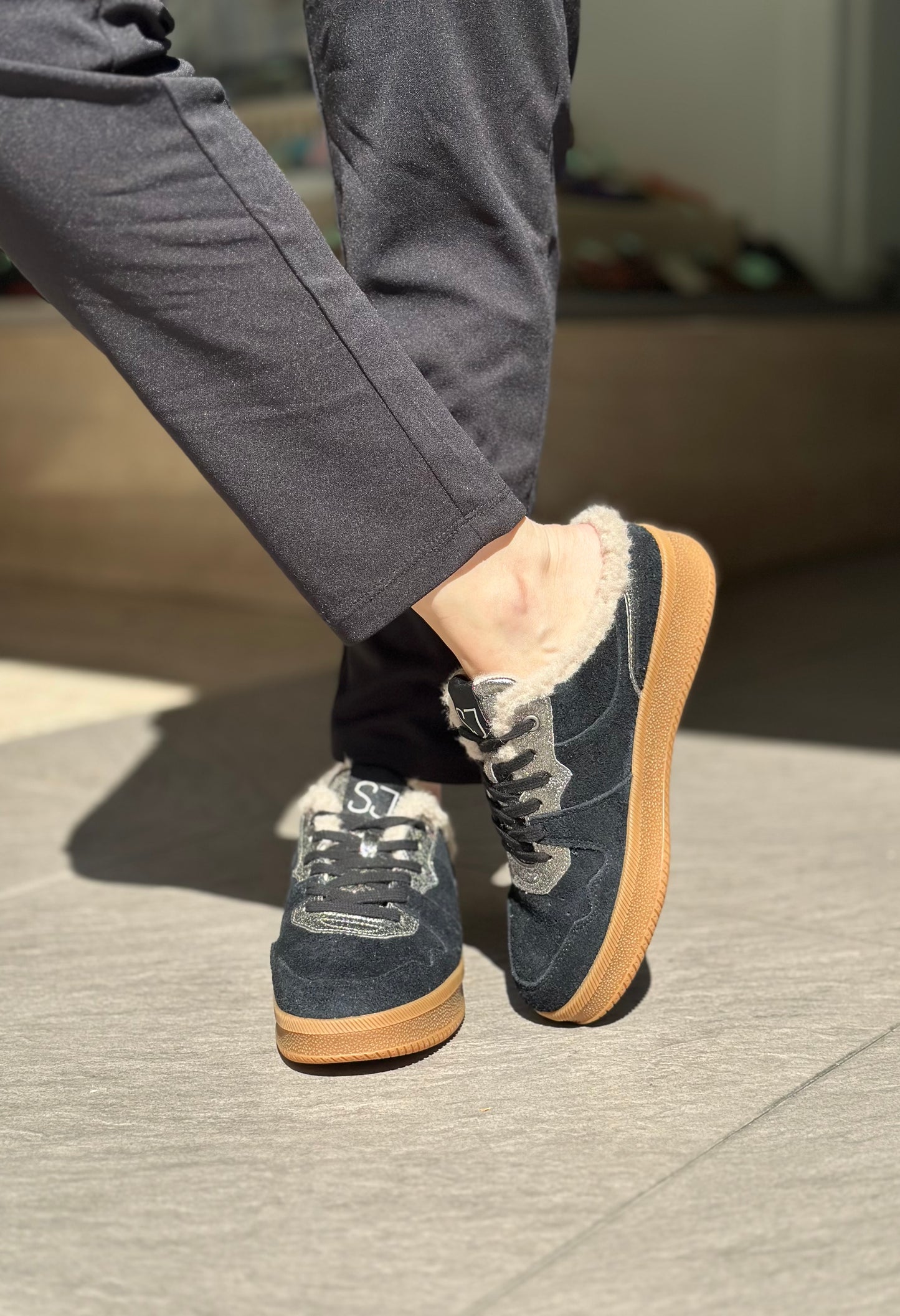Baskets mules SJ FEMME Noir et doré
