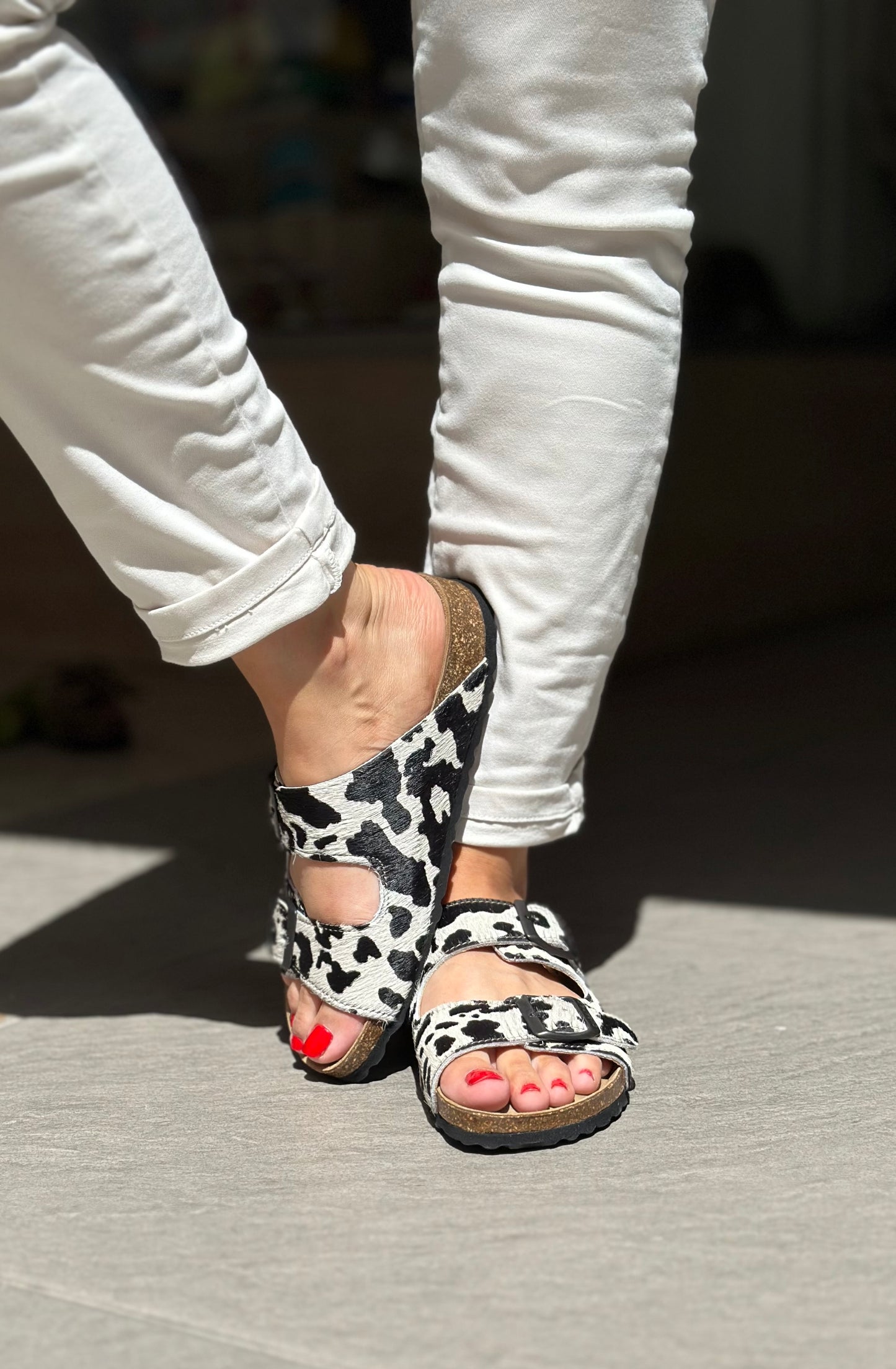 Nu-pieds CUBANAS Poilus vache noir et blanc femme
