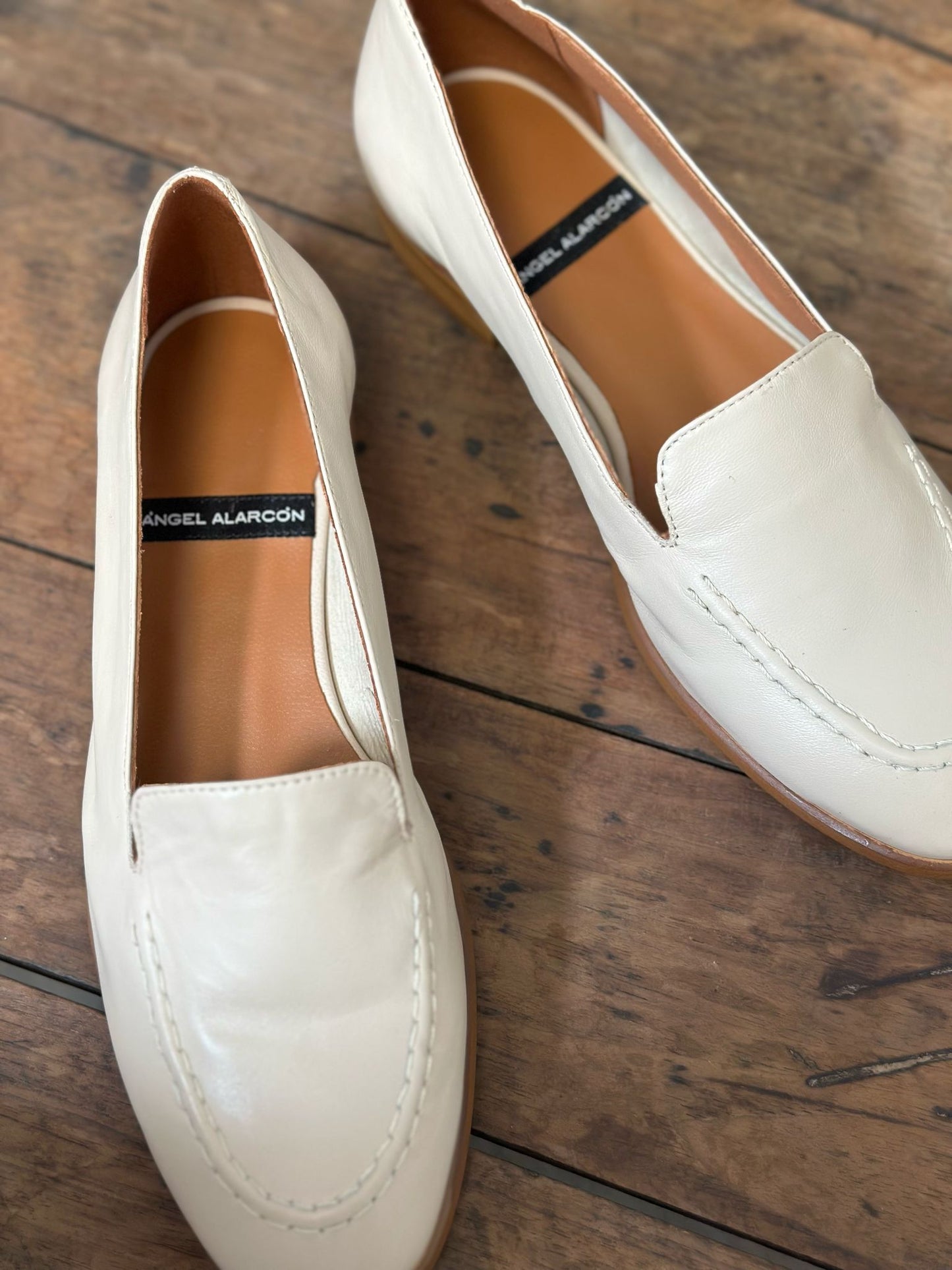 Mocassins Angel Alarcon beige femme