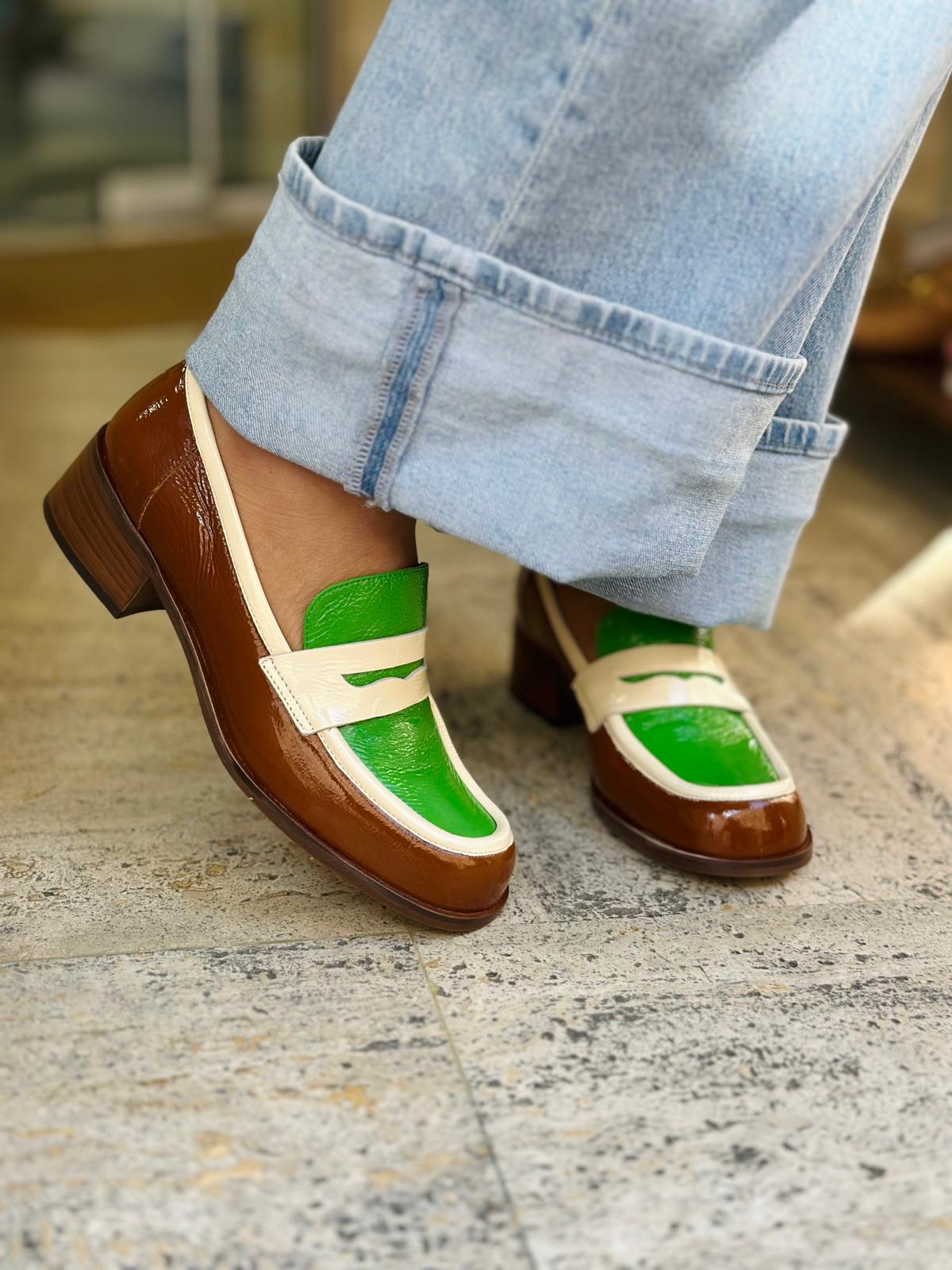 Mocassins LES VENUES Femme vert et marron