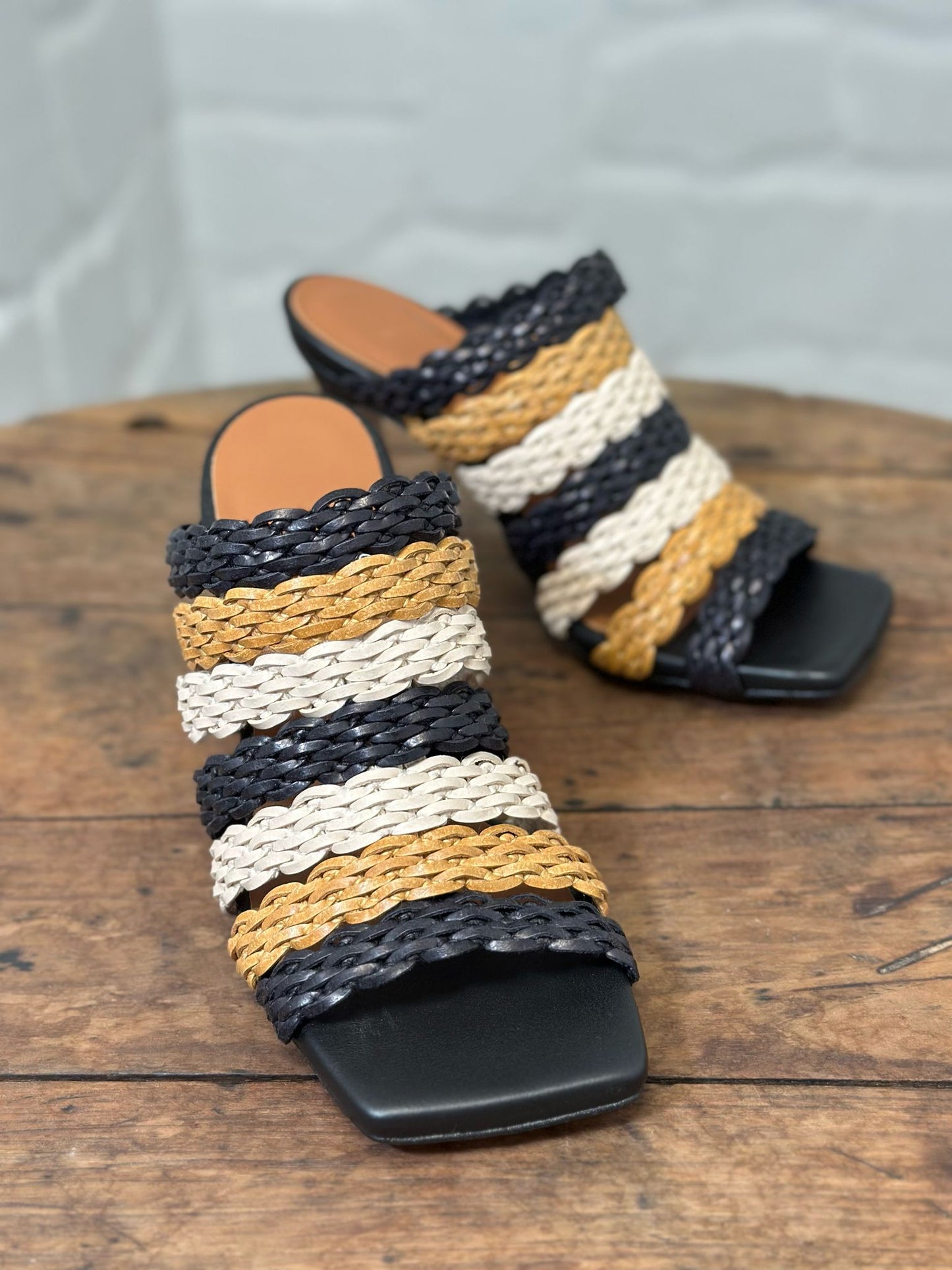 Mules à talons Angel Alarcon Noir/camel femme