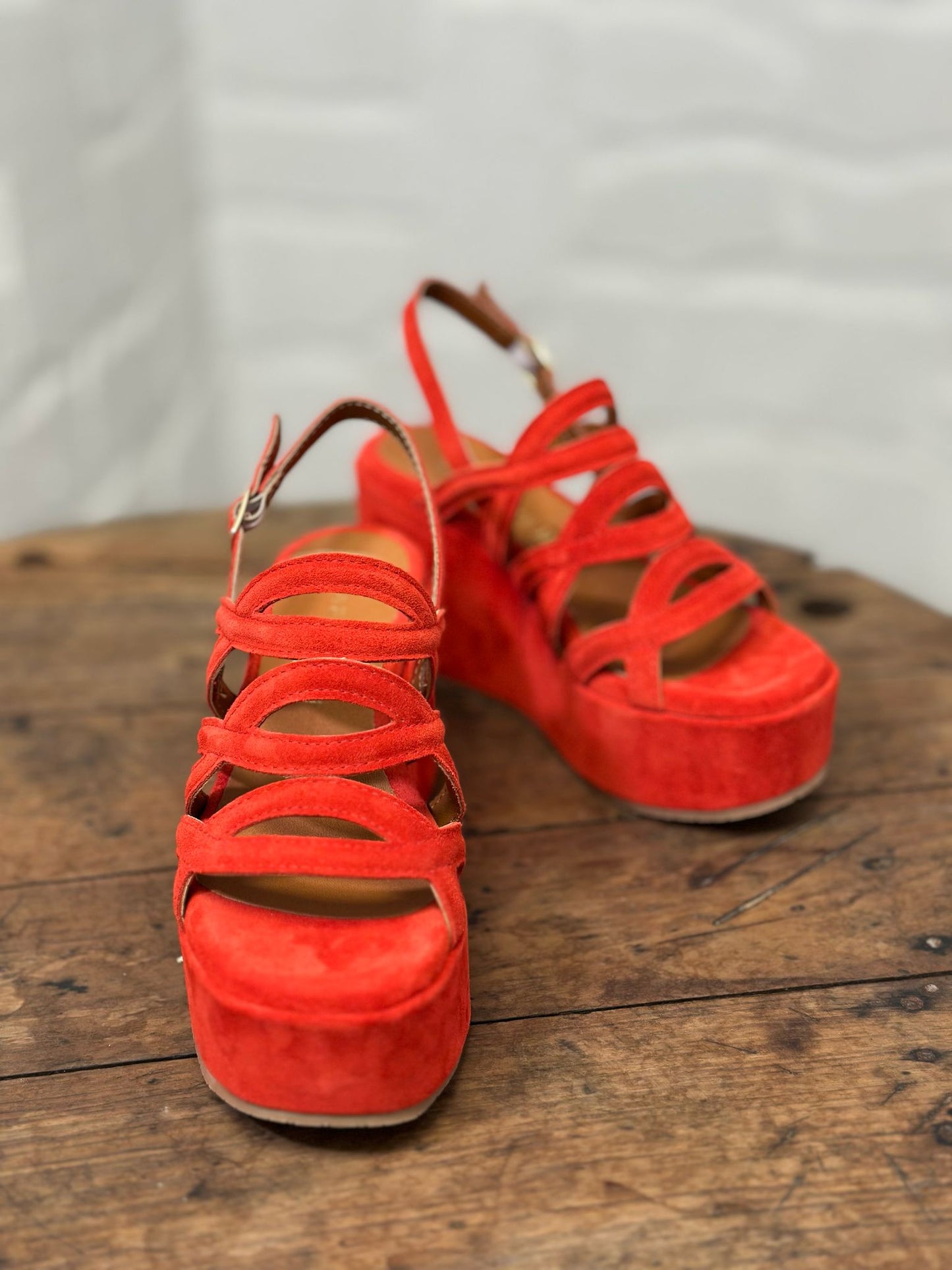 Nu-pieds compensés CAFE NOIR Rouge corail femme