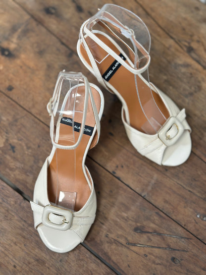 Nu-pieds à talons Angel Alarcon blanc cassé femme