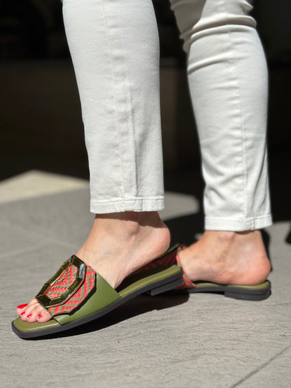 Mules plates NOA HARMON kaki et orange femme