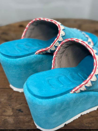 Nu-pieds compensés MOU bleu lagon femme