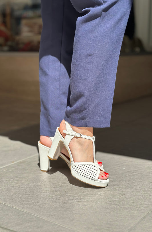 Nu-pieds à talons LES VENUES Beige Femme
