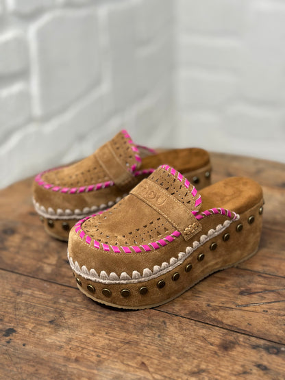 Sabot MOU camel femme