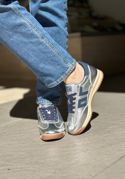 Baskets BACK70 JOGGER Argenté et bleu marine femme