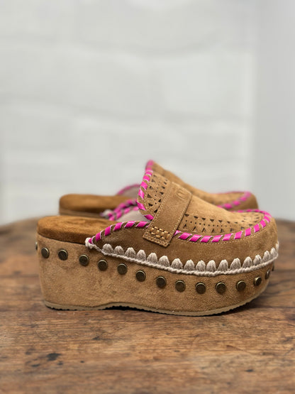Sabot MOU camel femme