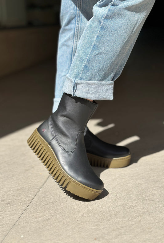 Bottines THE ART COMPAGNY Noir/kaki 1531 femme
