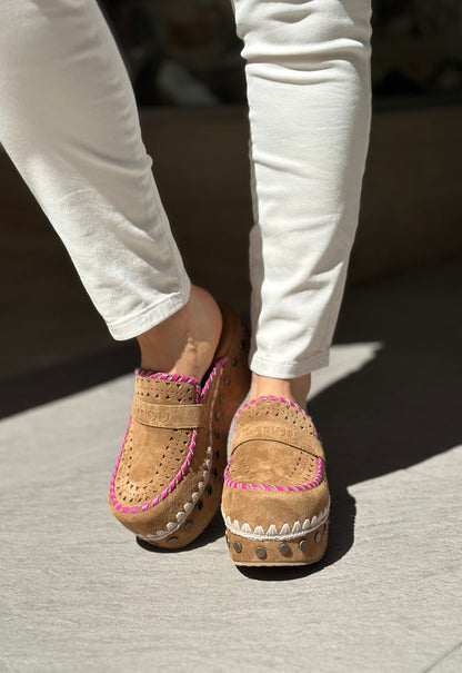 Sabot MOU camel femme