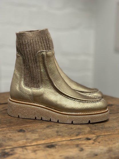Bottines plates NUCLEO PELTRO 26251 Doré Week end by PEDRO MIRALLES