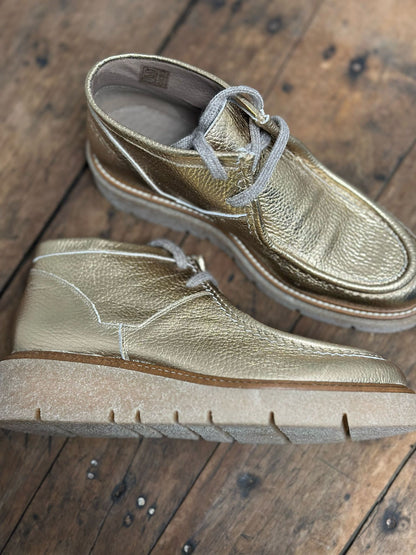 Chaussures plates NUCLEO PELTRO 26254 Doré Week end by PEDRO MIRALLES