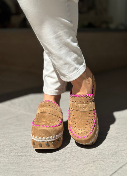 Sabot MOU camel femme