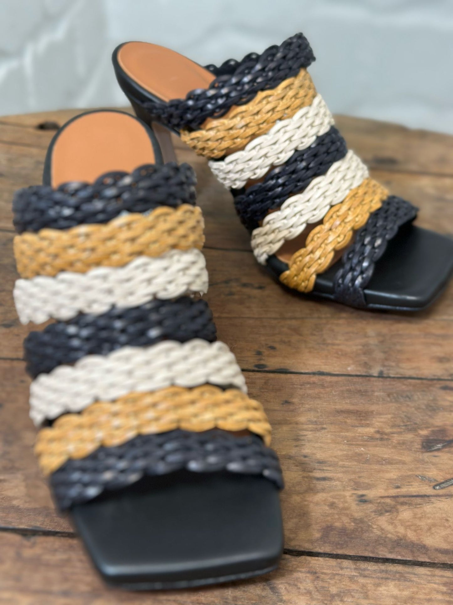 Mules à talons Angel Alarcon Noir/camel femme
