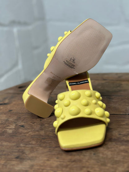 Mules à talons Angel Alarcon jaune femme