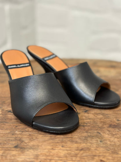 Mules à talons Angel Alarcon noir femme