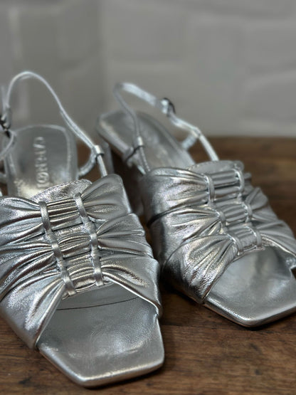 Nu-pieds à talons CAFE NOIR argentés femme