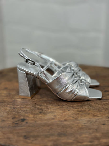 Nu-pieds à talons CAFE NOIR argentés femme